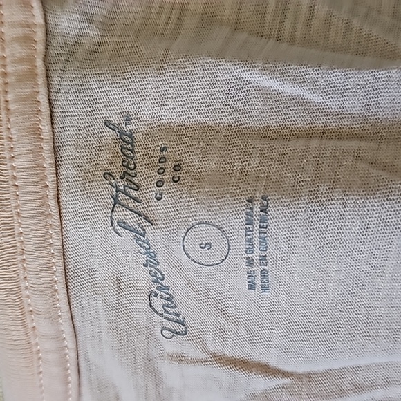 Universal  Threads S/S Tee - Picture 4 of 4